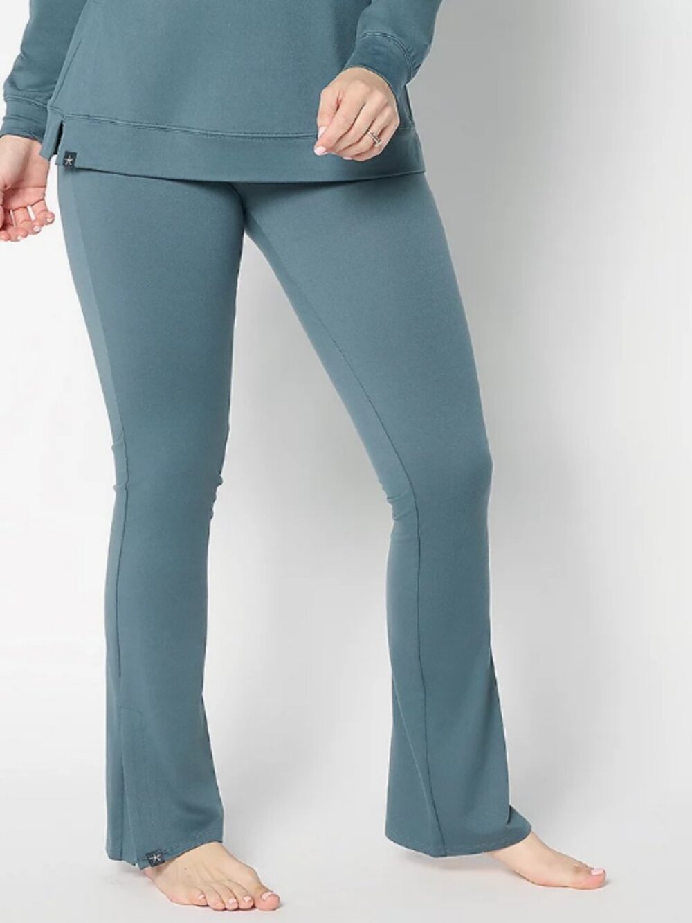 Barefoot Dreams Regular MC Butterchic Falre Pant, Blue Sz 2X a6921